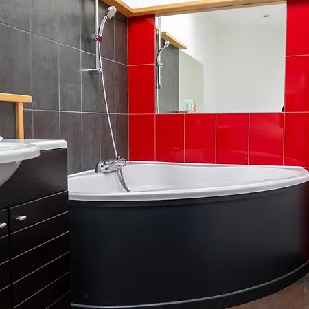 Apartament Maison Familiale 3 Ch. Avec Jardin - La Rochelle *